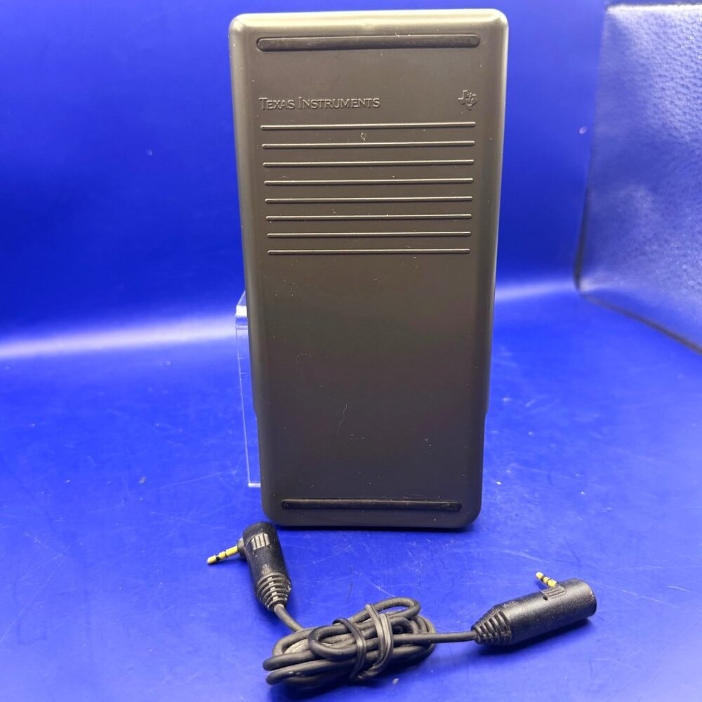 Texas Instruments TI‑82 Graphing Calculator Link Cable Tested 1991 Scratch READ! - Picture 2 of 15